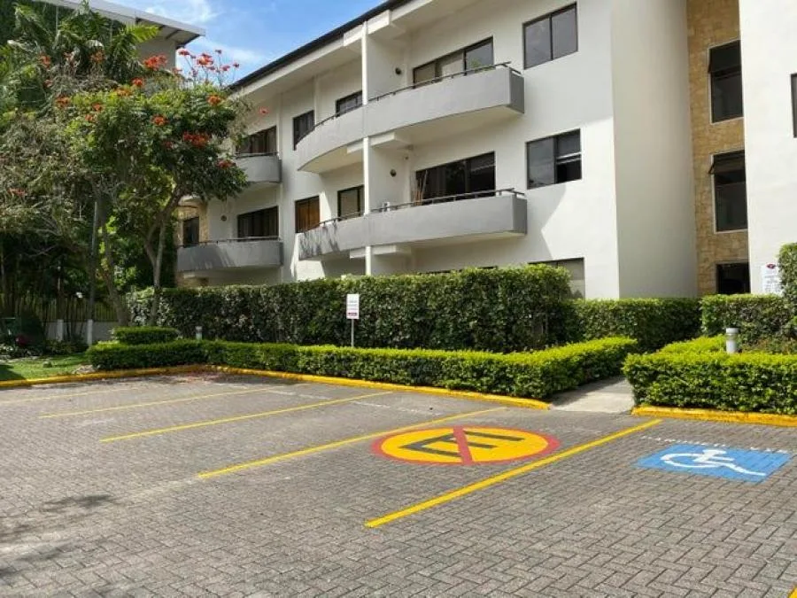 Venta de Apartamento en San José, Santa Ana  - Venta en Santa Ana
