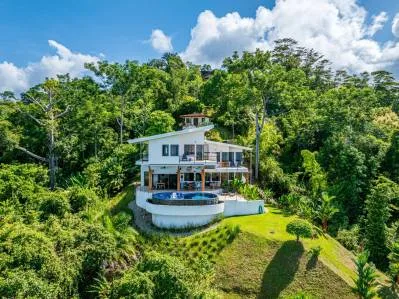Casa Enigma: casa emblemática con vistas panorámicas al océano (180°)
