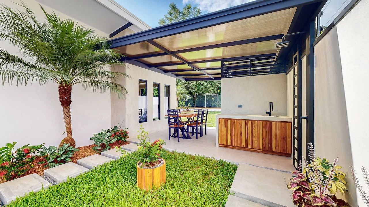 BEAUTIFUL BRAND NEW 3 BEDROOM HOME IN CENTRAL UVITA, photo 13