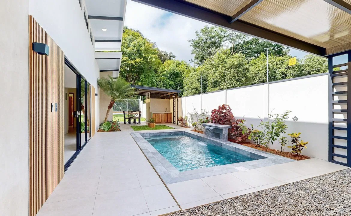 BEAUTIFUL BRAND NEW 3 BEDROOM HOME IN CENTRAL UVITA, photo 8
