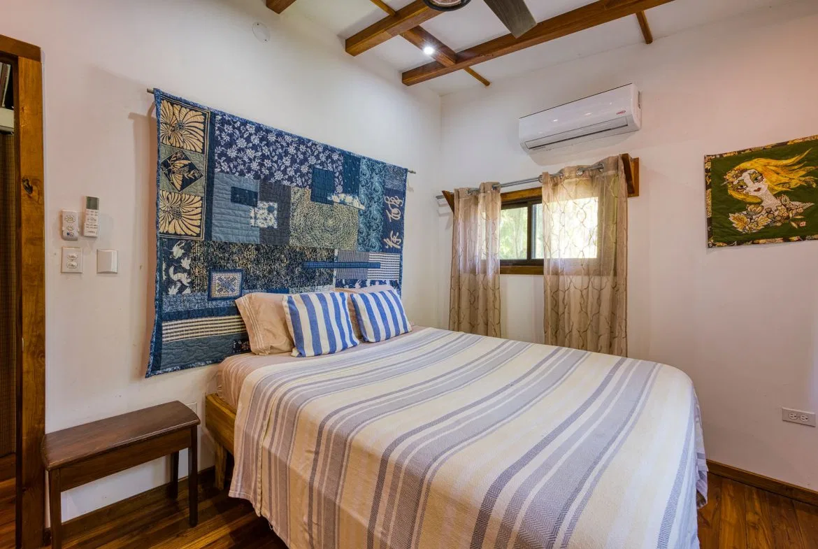 DOMINICAL HOTEL OR RETREAT WITH 13 RENTALS PLUS OWNER’S HOME, photo 20
