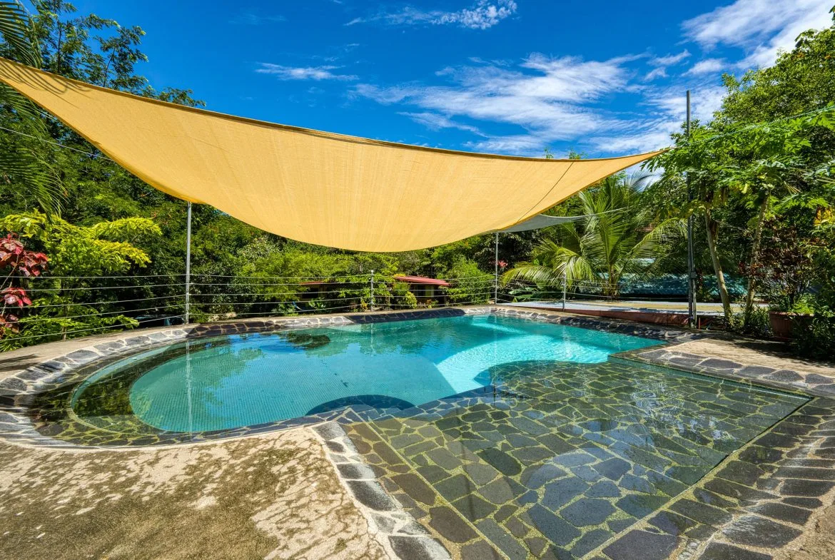 DOMINICAL HOTEL OR RETREAT WITH 13 RENTALS PLUS OWNER’S HOME, photo 8