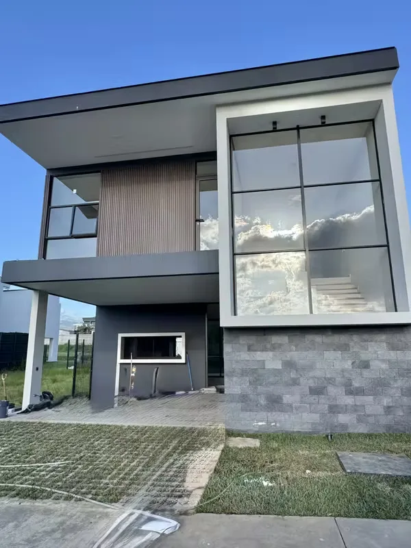 FOR SALE MODERM BEAUTIFUL HOME