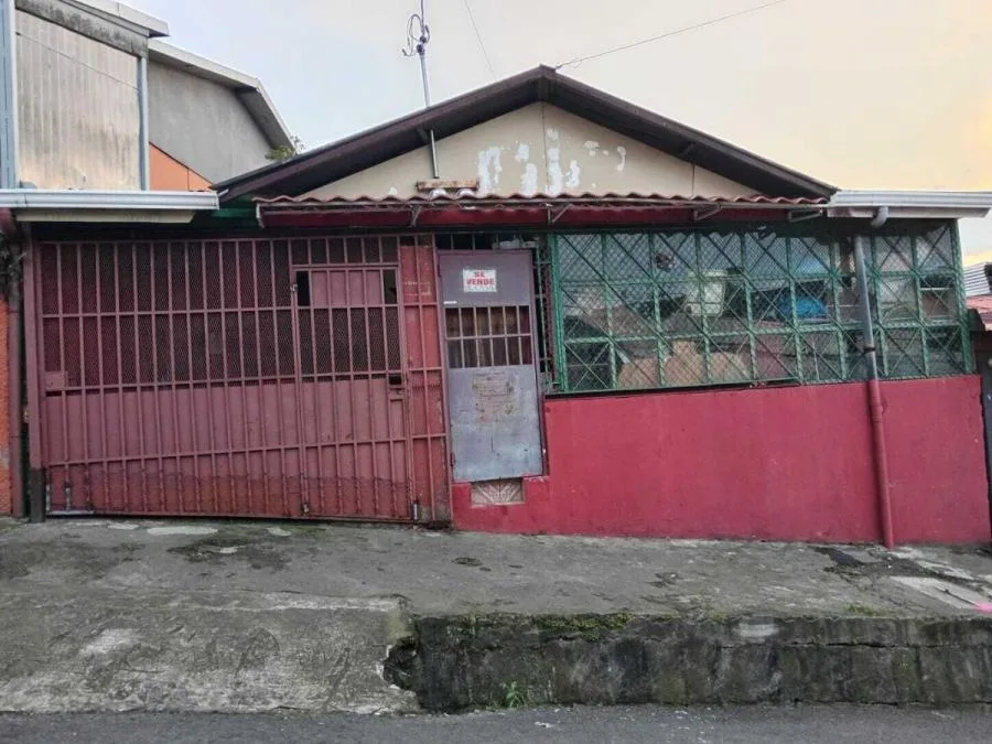 Venta de Casa + Local en Ipis de Guadalupe, San José. RAH 26-423 - Venta en Mata Redonda