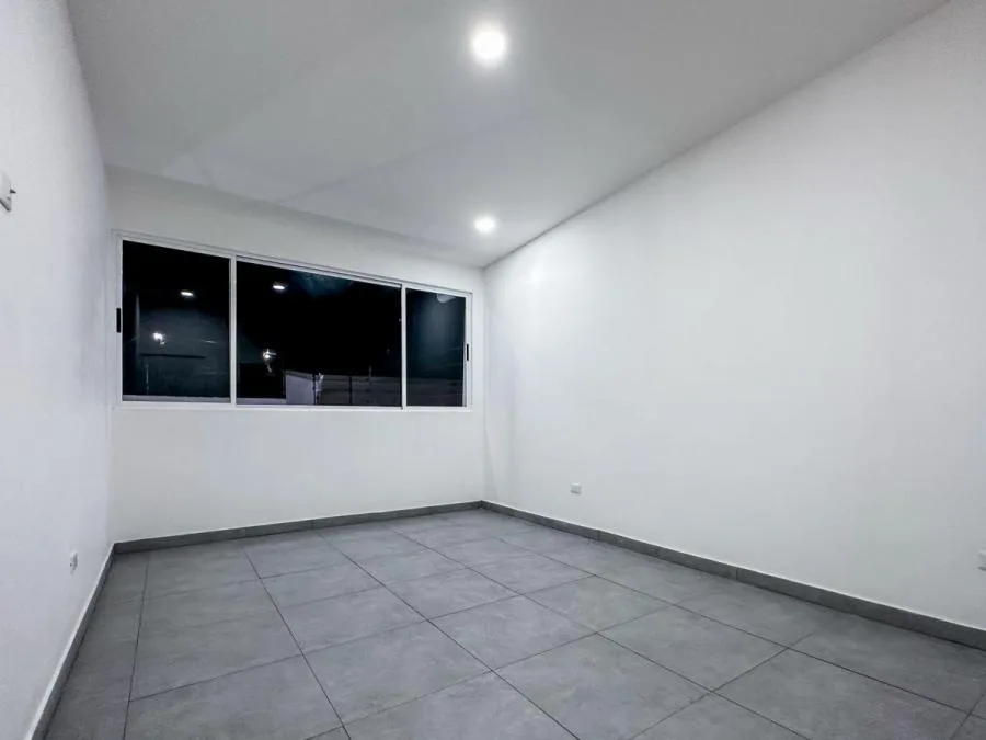VENTA DE CASA EN SAN RAFAEL DE HEREDIA  PBR - Venta en San Rafael, photo 3