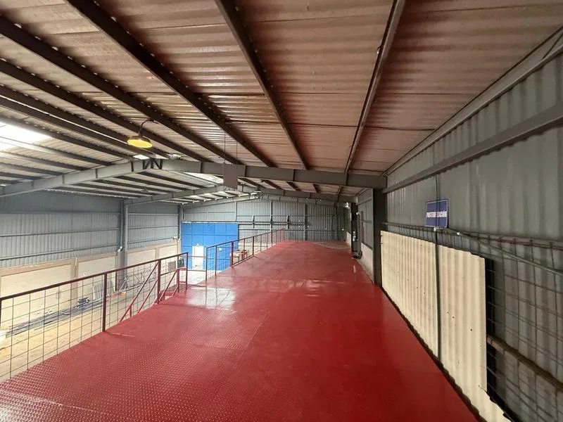 1 Bed Commercial To Rent in Belen, photo 12