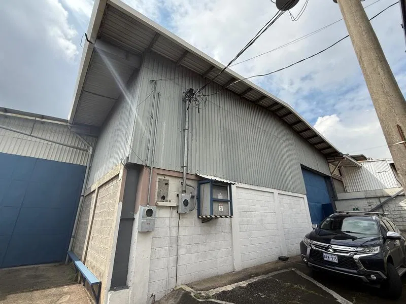 1 Bed Commercial To Rent in Belen, photo 19
