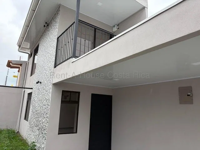 Venta de Casa Esquinera en Tibás-San Juan. RAH 27-227 - Venta en Tibás, photo 8