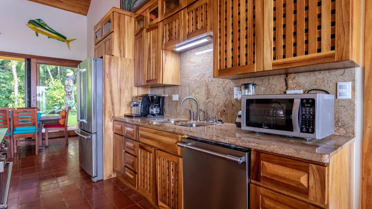 JUNGLE PROPERTY WITH FIVE BEDROOM AND OCEAN VIEWS, IN ESCALERAS – 0.84 ACRES, photo 22