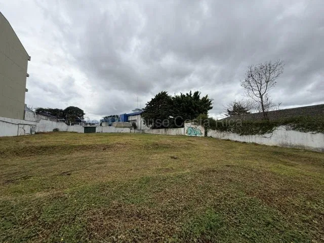 Venta de Lote en San Pedro de Montes de Oca, Los Yoses. RAH 27-506 - Venta en Montes de Oca, photo 3
