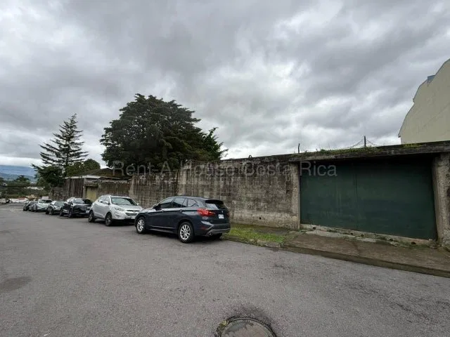 Venta de Lote en San Pedro de Montes de Oca, Los Yoses. RAH 27-506 - Venta en Montes de Oca, photo 4