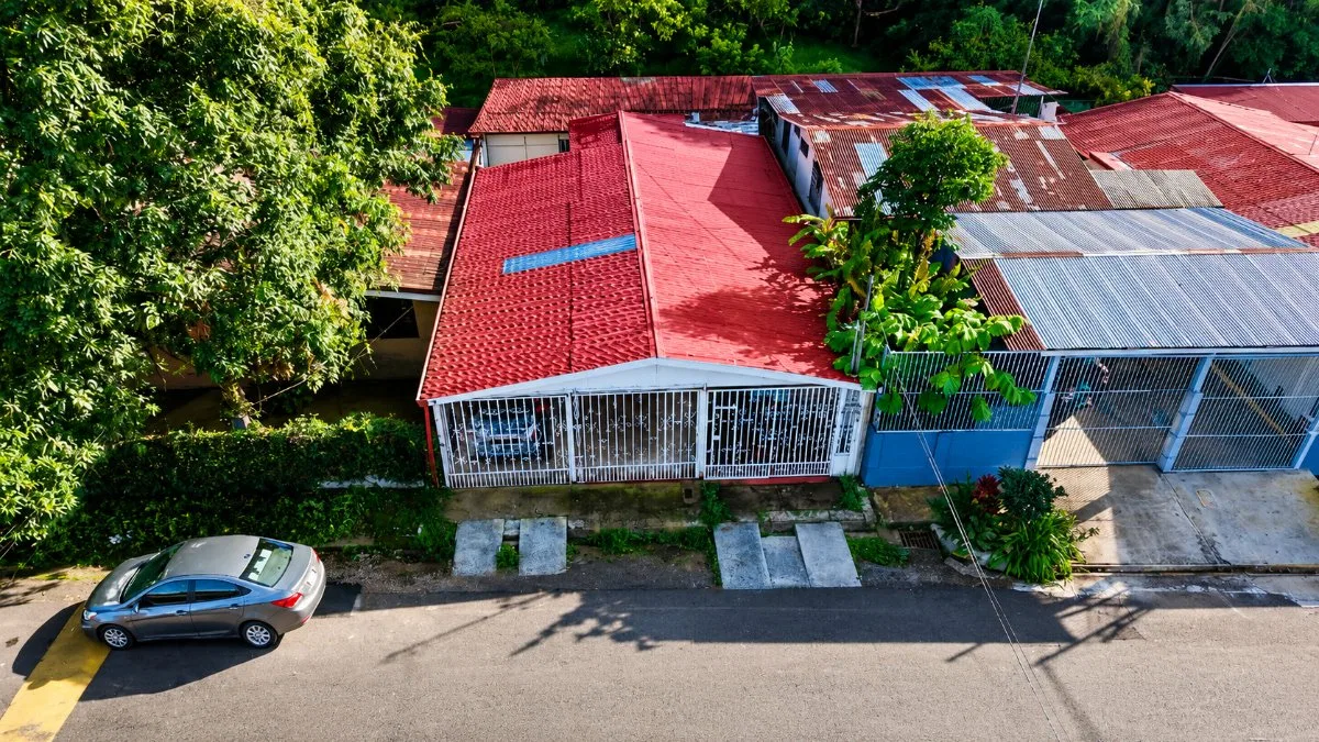 VENTA DE CASA DE 244 M2 EN BARRIO SAN ANDRES, PEREZ ZELEDON: CONSTRUCCION TOTAL Y COCHERA PARA 3 VEHICULOS - Venta en Pérez Zeledón, photo 19
