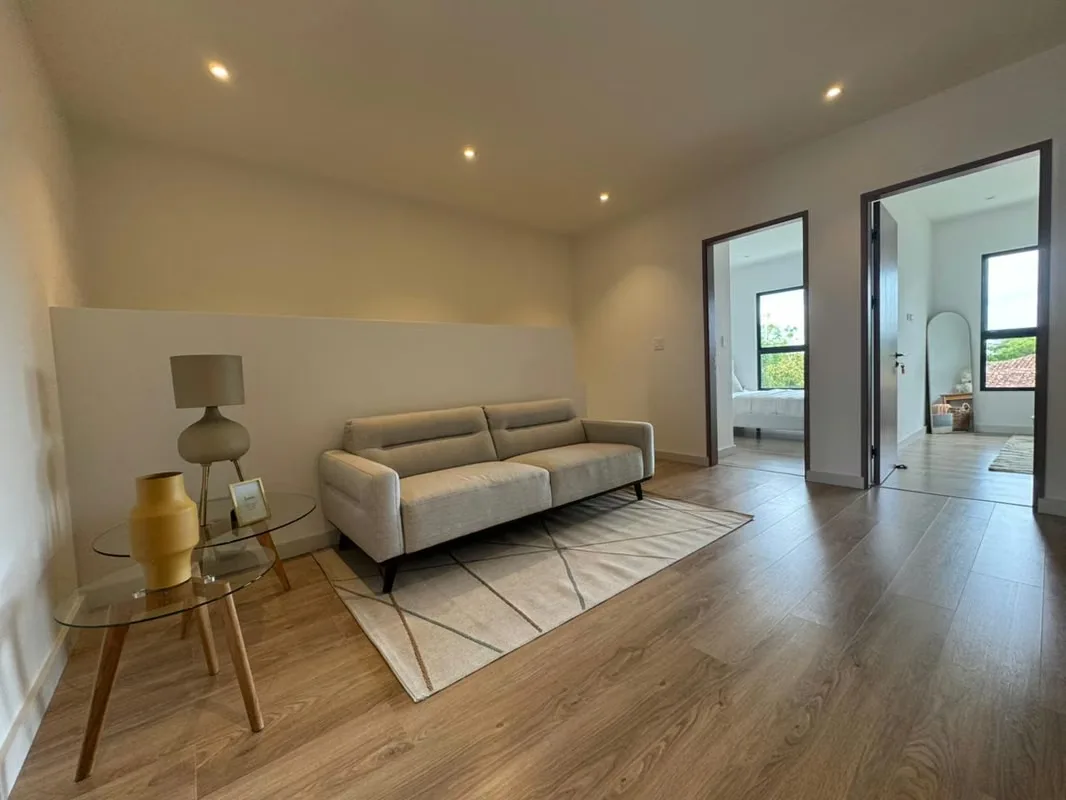Descubre la perfecta combinación de exclusividad y naturaleza en este moderno proyecto de diecisiete unidades en condominio, ubicado en la prestigiosa zona de Ulloa, Heredia. Esta casa ..., photo 7
