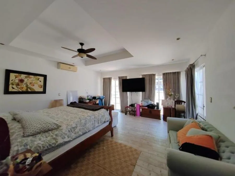 En Venta Hermosa Casa Residencial Cerrado y Seguro en Brasîl de Santa Ana. - Venta en Santa Ana, photo 2