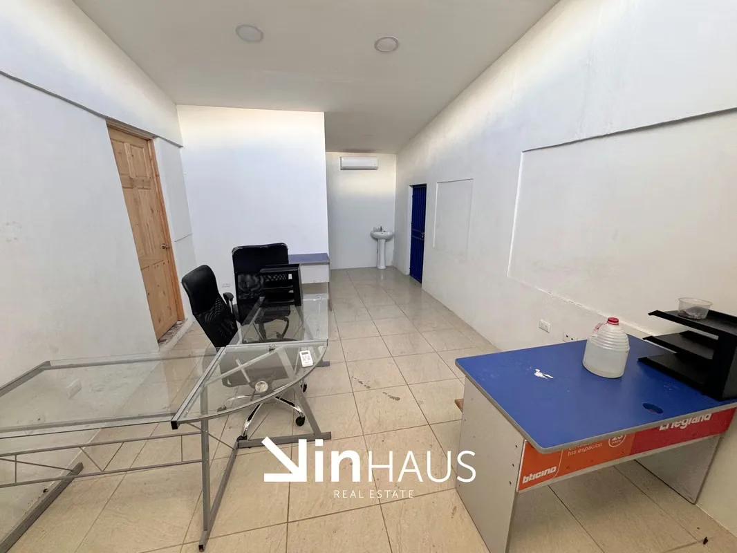 Mercedes Norte de Heredia, in the vicinity of the Automercado, is located this commercial property with a total land of 1163 square meters, consisting of two lots of 512 and 851 square ..., photo 2