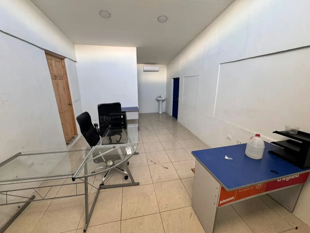 Mercedes Norte de Heredia, in the vicinity of the Automercado, is located this commercial property with a total land of 1163 square meters, consisting of two lots of 512 and 851 square ..., photo 7