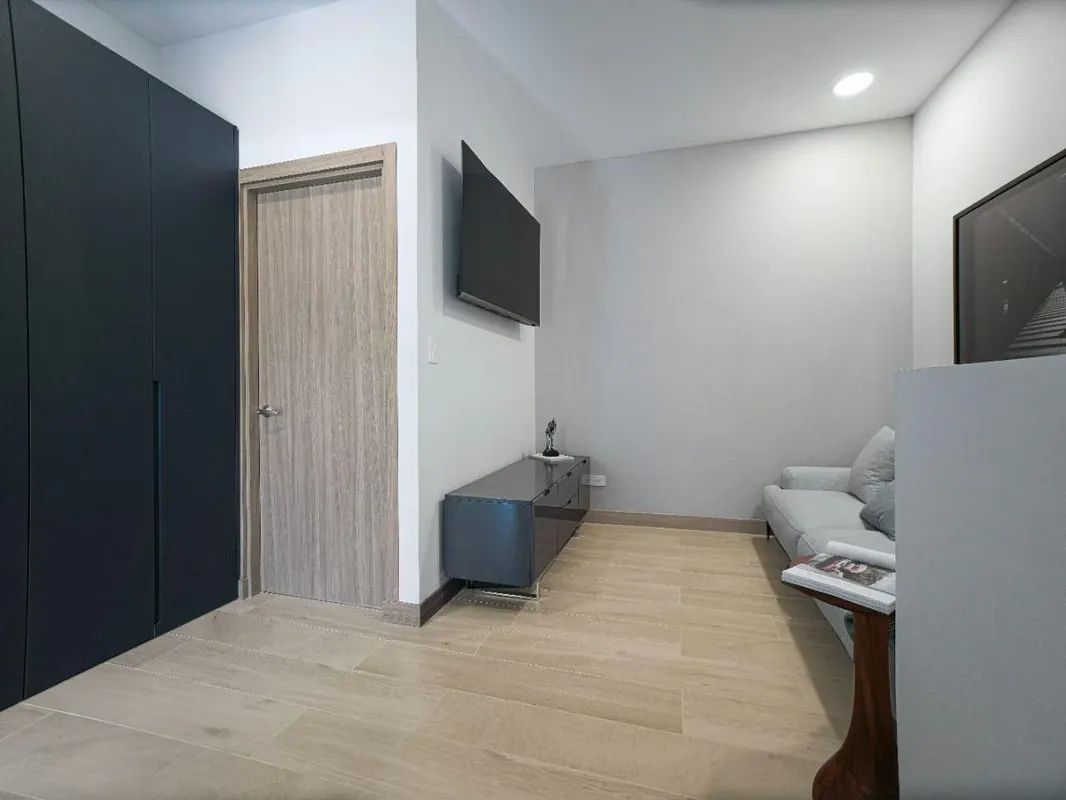 This beautiful condominium has an excellent and privileged location in Pozos de Santa Ana. With quick access to Route 27 and in turn to the old highway that connects to Escazú, as well ..., photo 3