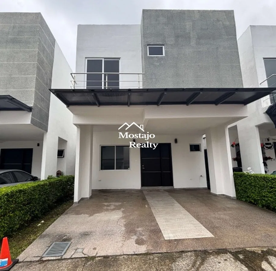 Casa en Venta  en condominio Piamonte, Brasil de Santa Ana, Remate