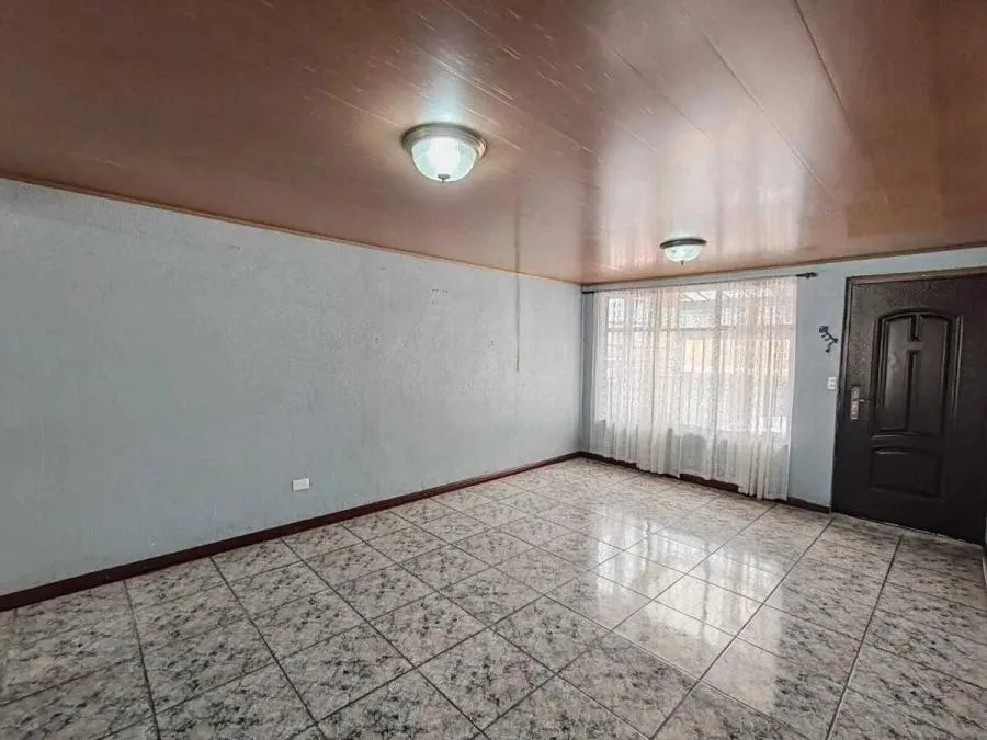 Venta de casa en zona residencial en Sabanilla, Montes de Oca #TY5990 - Venta en San Pedro, photo 14