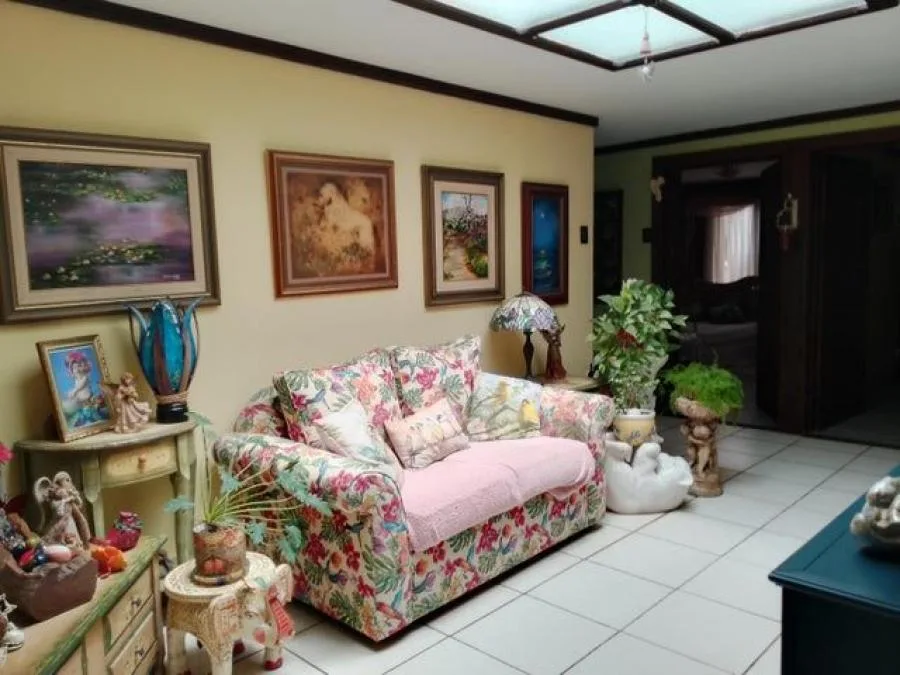 Venta de Casa en San Rafael, Escazú. RAH 25-327 - Venta en Escazú, photo 5