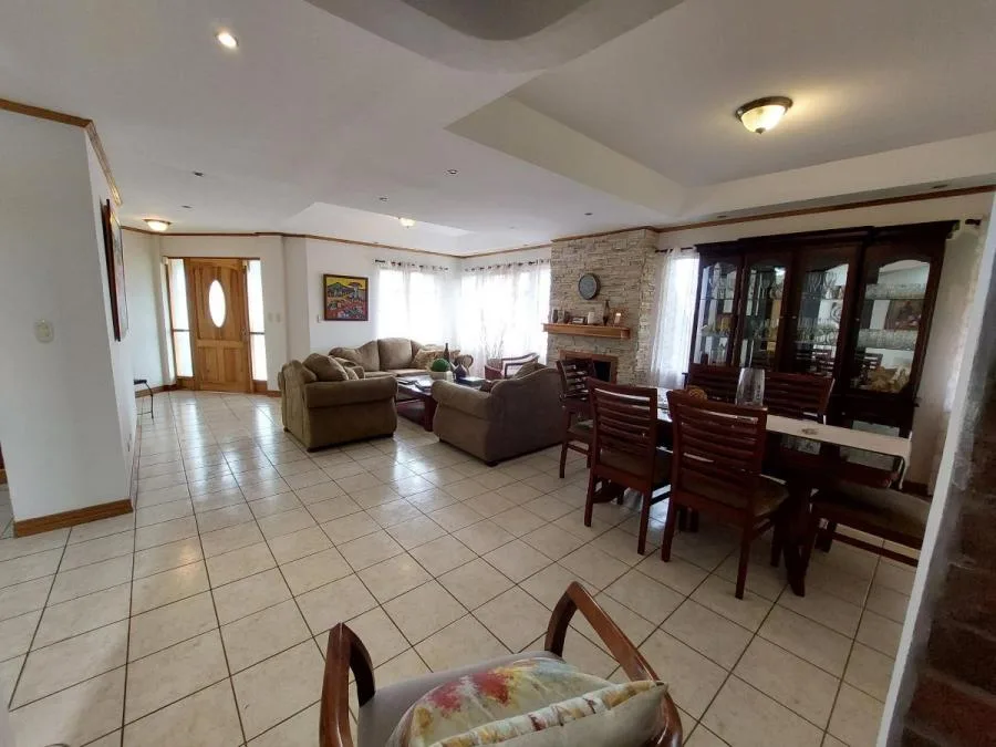 Casa en Venta con Vista al Bosque Ubicada en San Jose, Goicoechea  - Venta en Goicoechea, photo 8