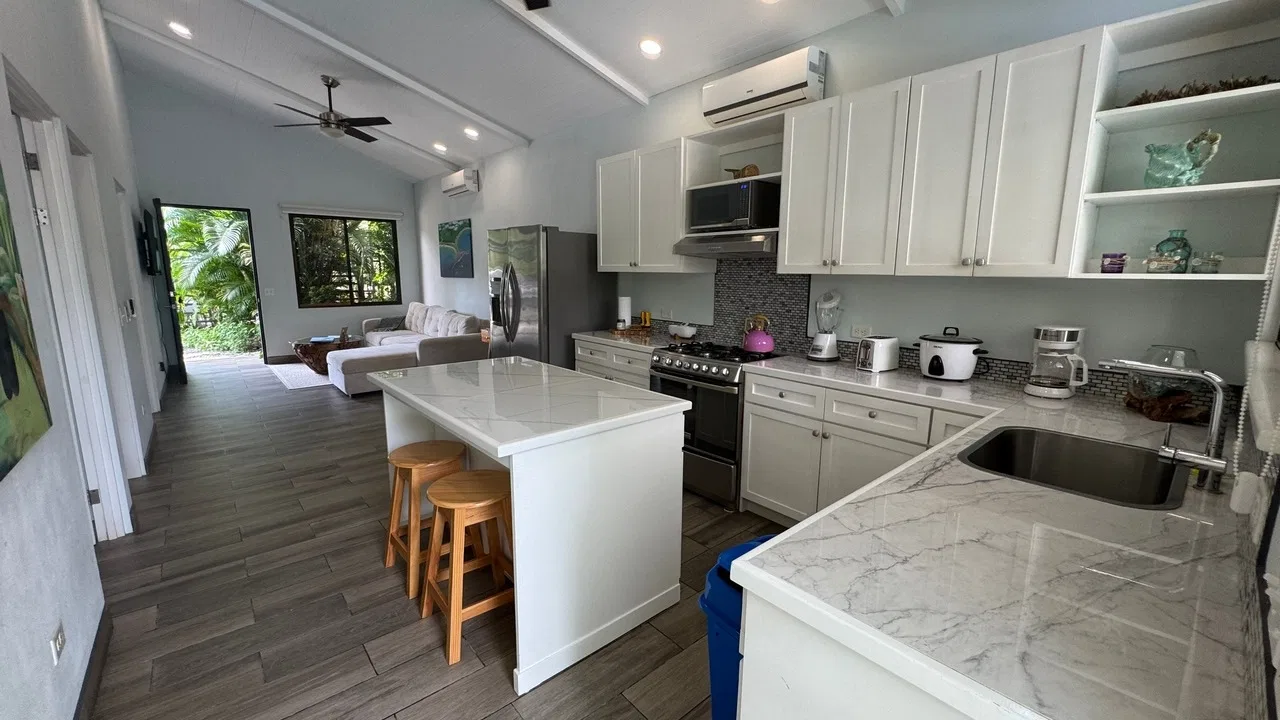PROPERTY WITH TWO BEDROOM AND PUBLIC ROAD IN FRONT, IN BAHIA BALLENA – 0.06 ACRES, photo 11