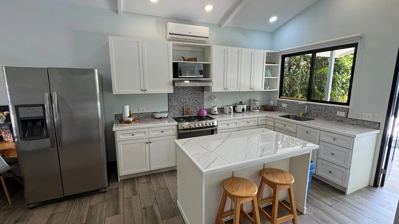 PROPERTY WITH TWO BEDROOM AND PUBLIC ROAD IN FRONT, IN BAHIA BALLENA – 0.06 ACRES, photo 9