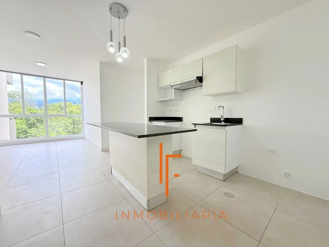 ALQUILER DE APARTAMENTO CON HERMOSA VISTA A LAS MONTAÑAS | HEREDIA