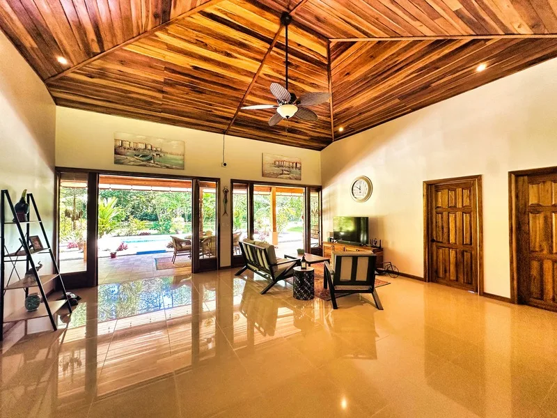 3 Bed Single Family Homes For Sale in Cahuita, photo 2