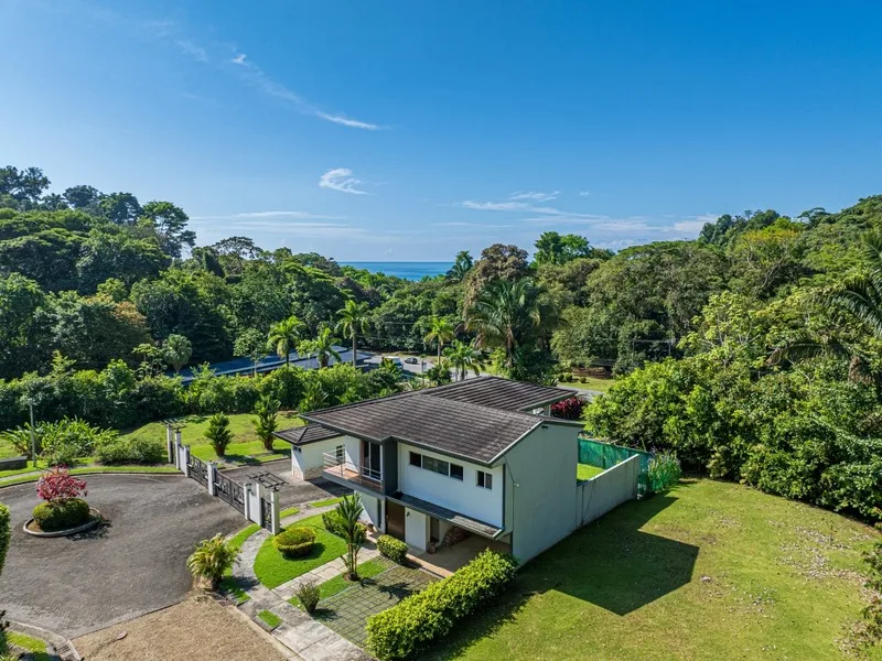 3 Bed Single Family Homes For Sale in Uvita, photo 12