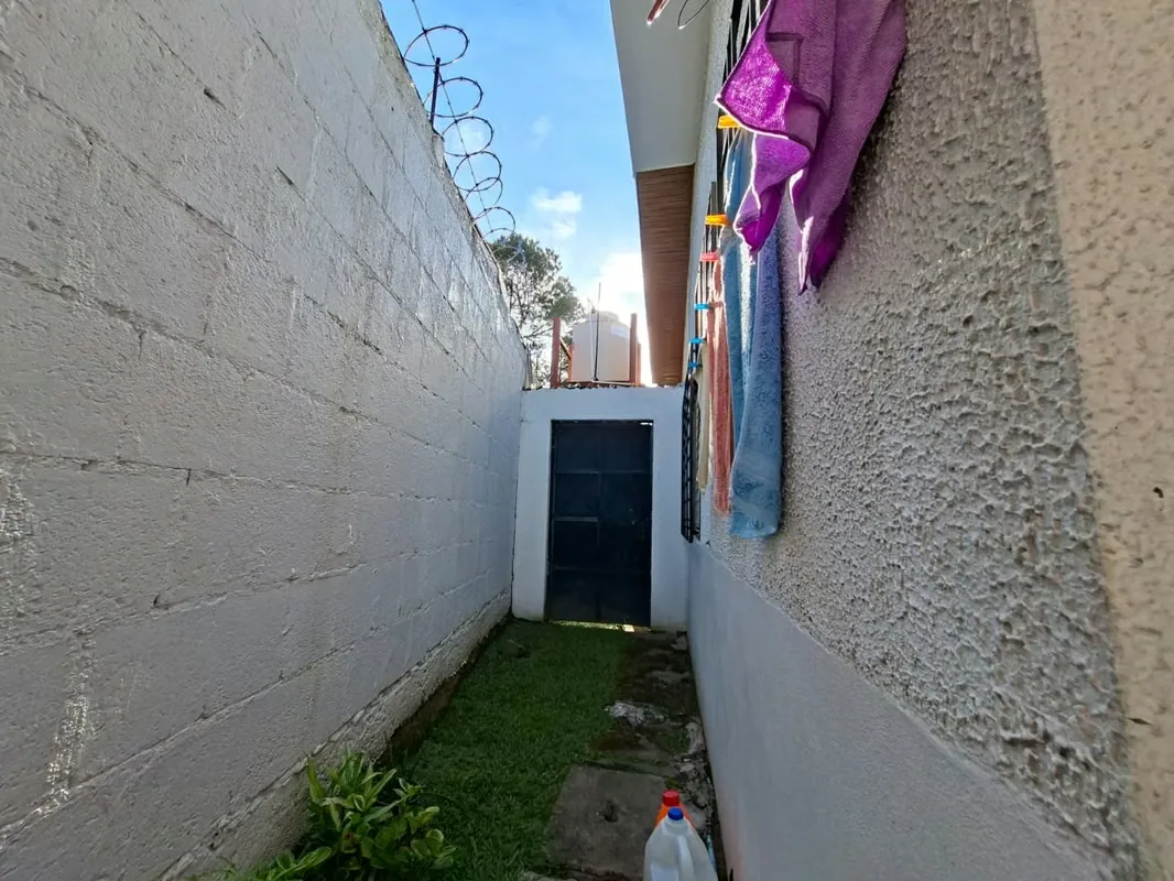 Casa de una sola planta con amplio patio y jardín, estratégicamente ubicada en una zona de alta demanda cerca de La Sabana., photo 15