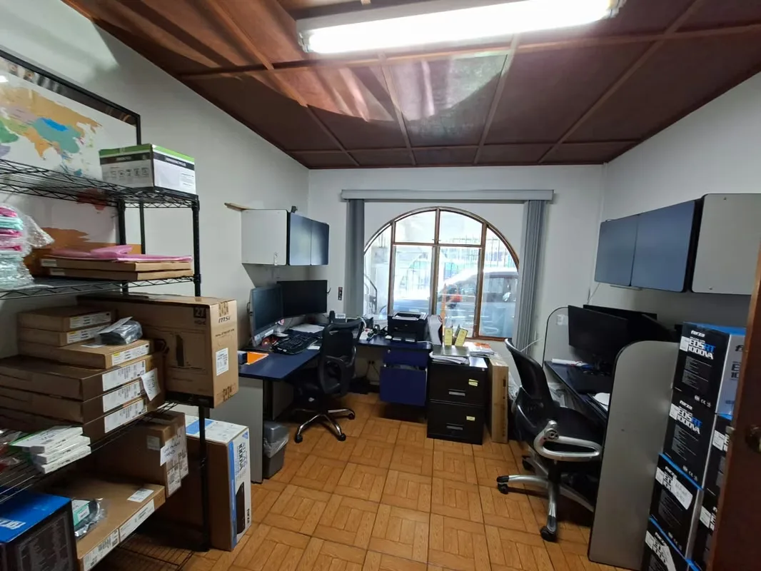 Casa de una sola planta con amplio patio y jardín, estratégicamente ubicada en una zona de alta demanda cerca de La Sabana., photo 7