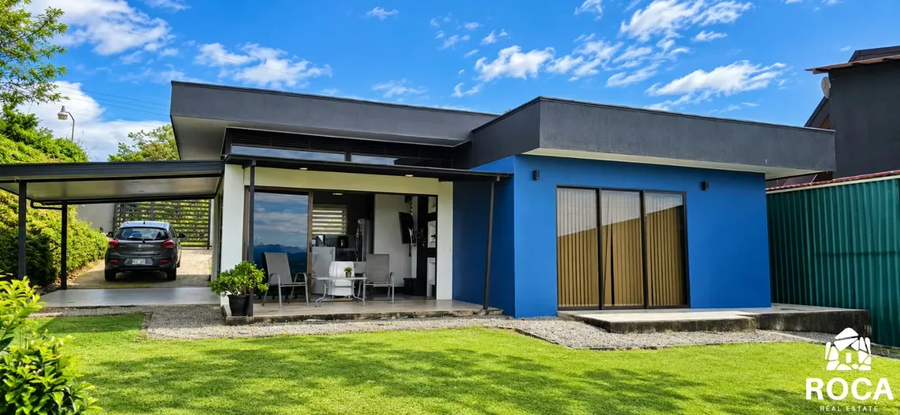 Se vende esta hermosa casa en una de las zonas mas agradables de Pérez Zeledón.!