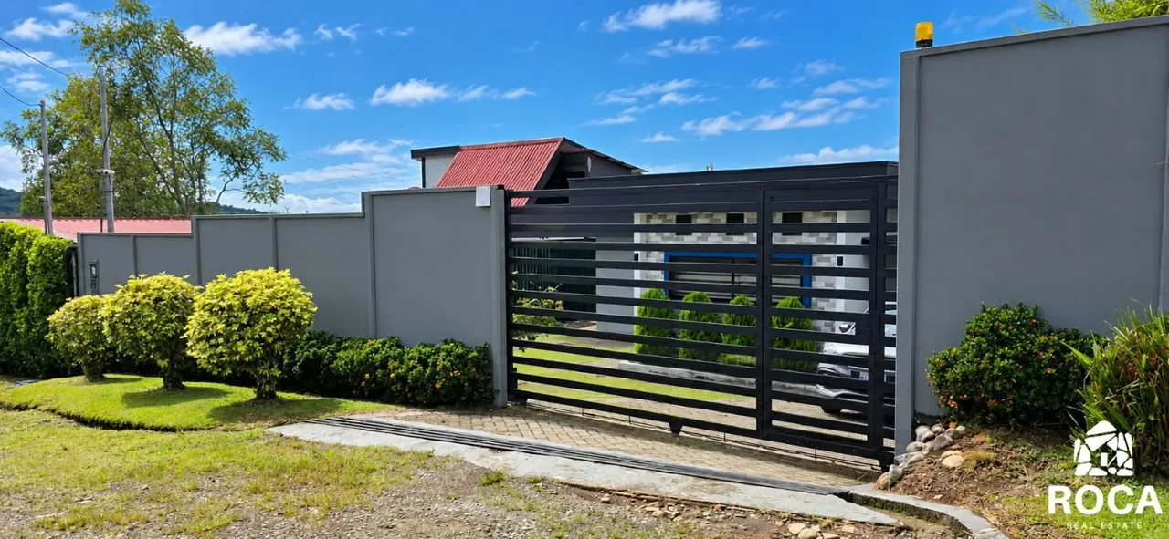 Se vende esta hermosa casa en una de las zonas mas agradables de Pérez Zeledón.!, photo 9