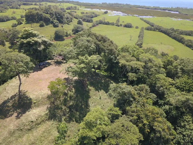 Oceanfront Home Construction Site For Sale in Playa Coyote, photo 7