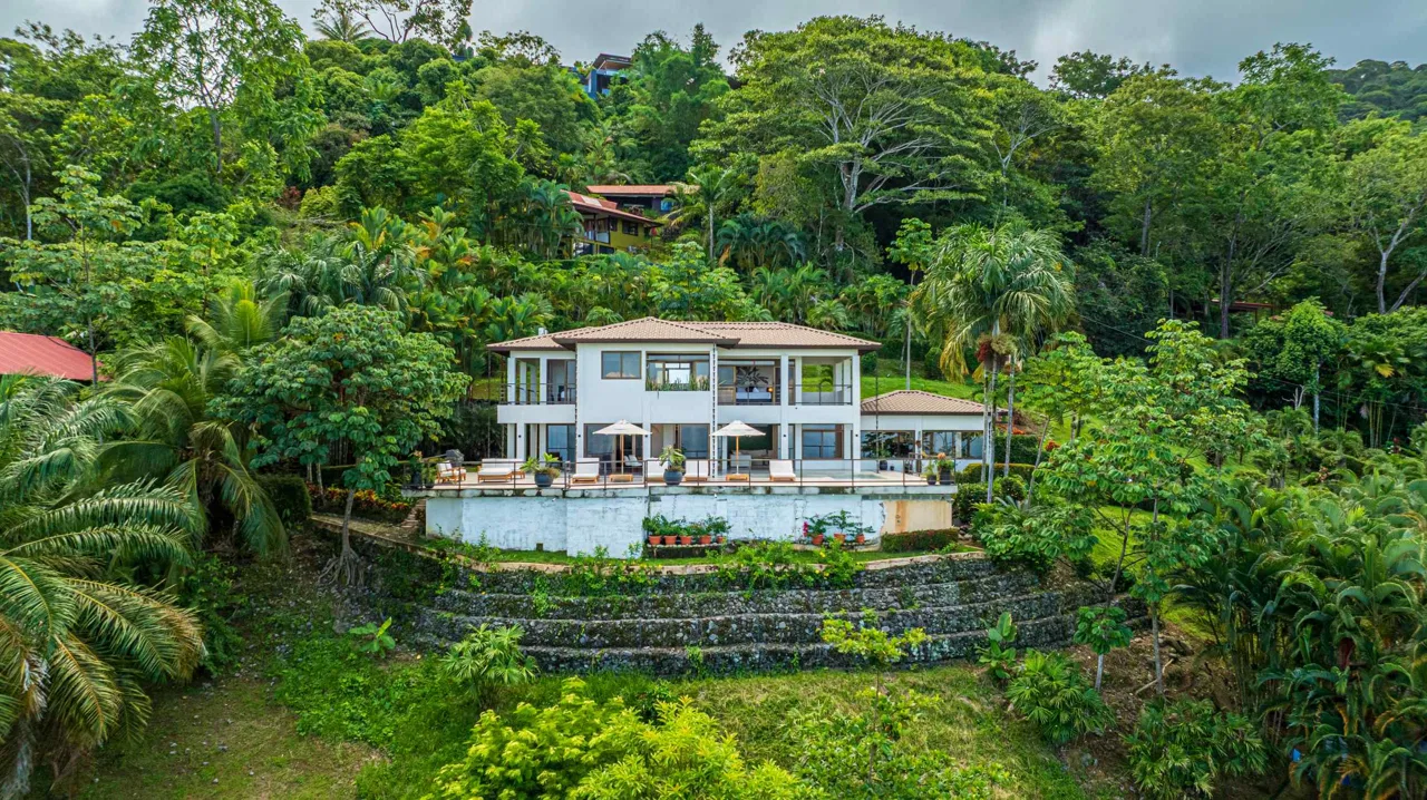 Stunning Panoramic Ocean View 4-Bedroom Luxury Estate with Caretaker’s House in Uvita Costa Rica