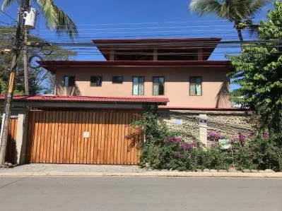 Casa de 6 Dormitorios en calle principal de Dominical, photo 4