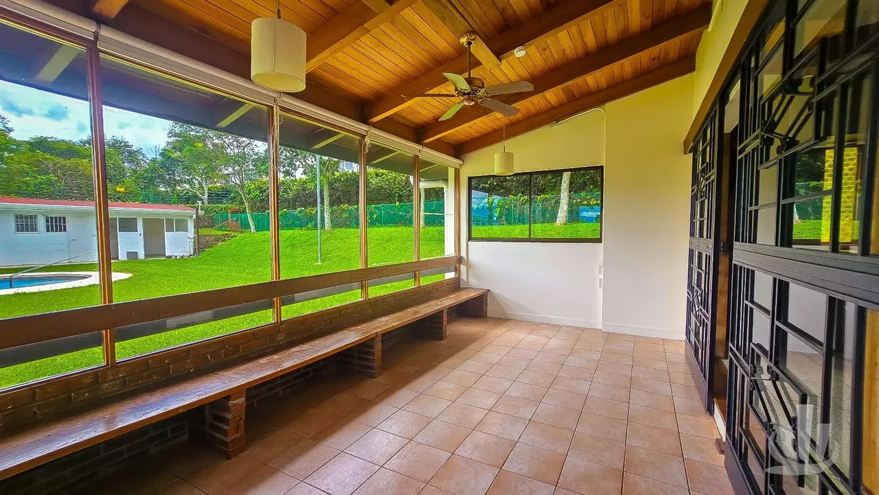 Amplia Propiedad en Alquiler en San Antonio de Escazú | Casa de Dos Niveles, Piscina y Uso Mixto, photo 12