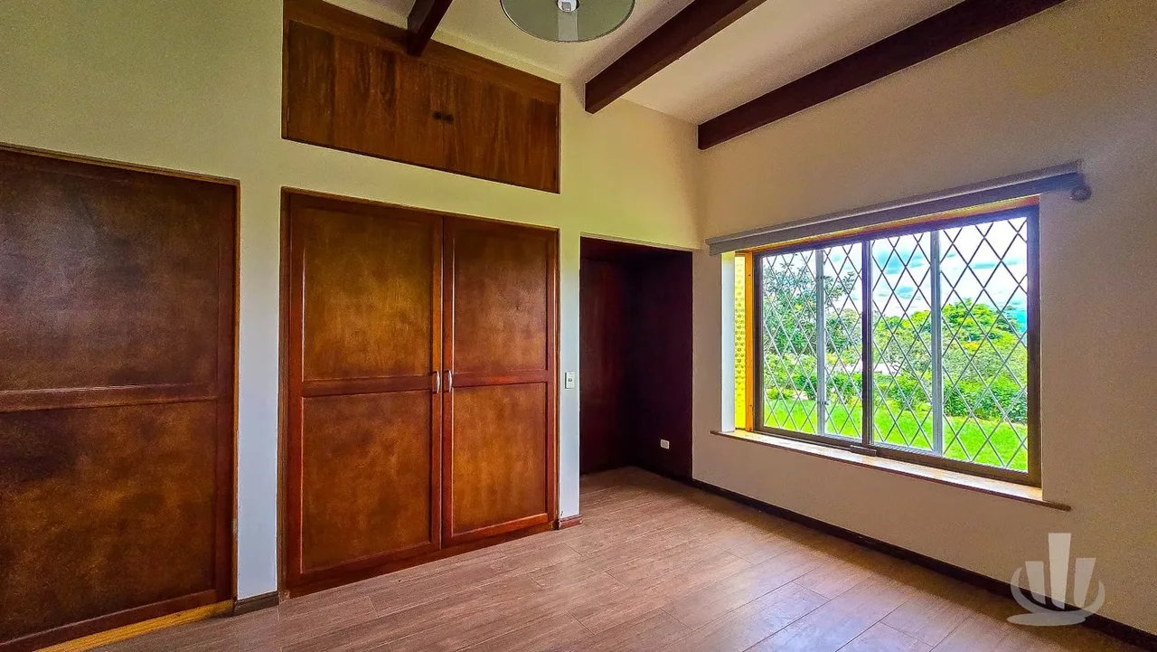 Amplia Propiedad en Alquiler en San Antonio de Escazú | Casa de Dos Niveles, Piscina y Uso Mixto, photo 8