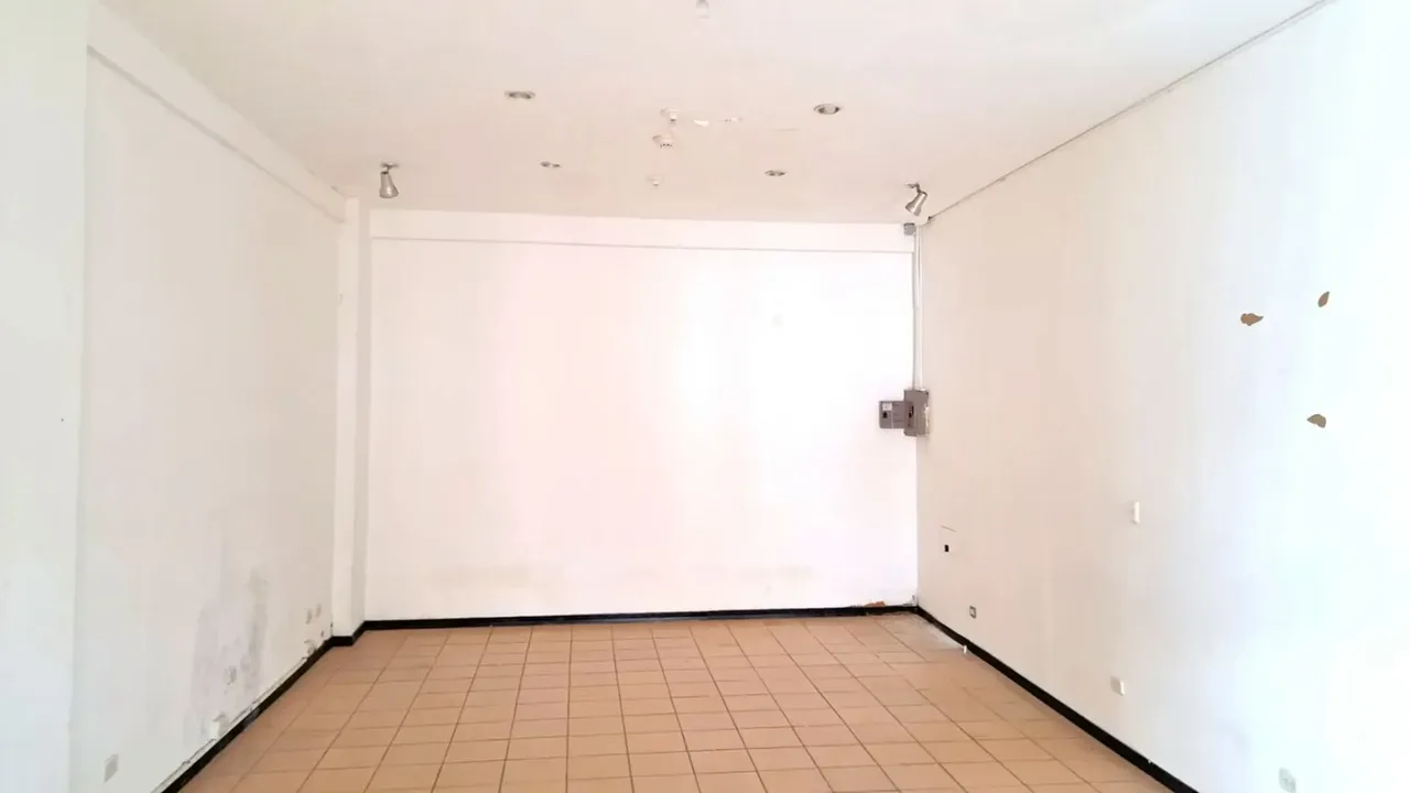 Versatile Office/Retail Space for Sale at Plaza Coral in Jacó, photo 4