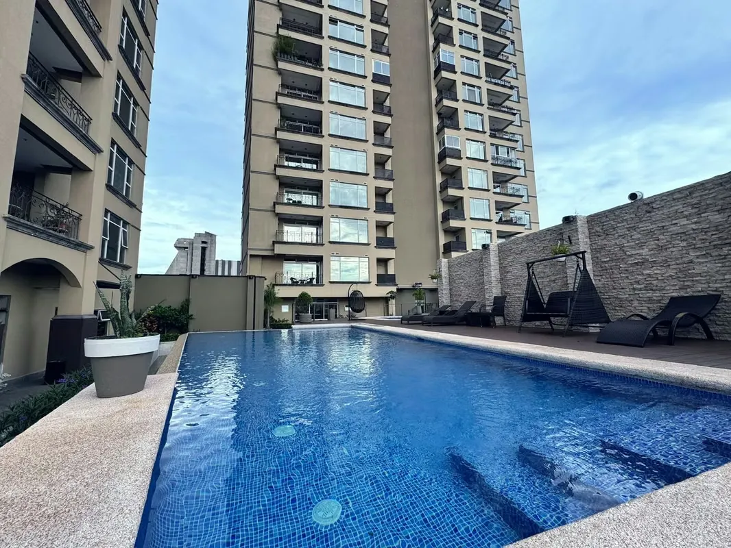 Alquiler de amplio apartamento en La Sabana, photo 10