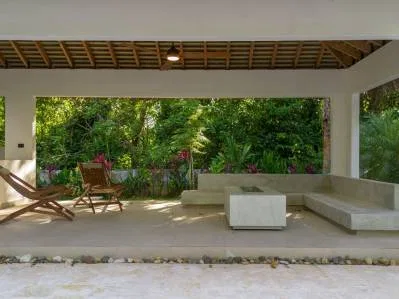 Cinco Ventanas: Refugio tropical moderno con piscina privada y selva, photo 10