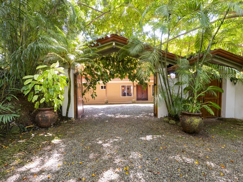 5 Bed Single Family Homes For Sale in Dominical, photo 13