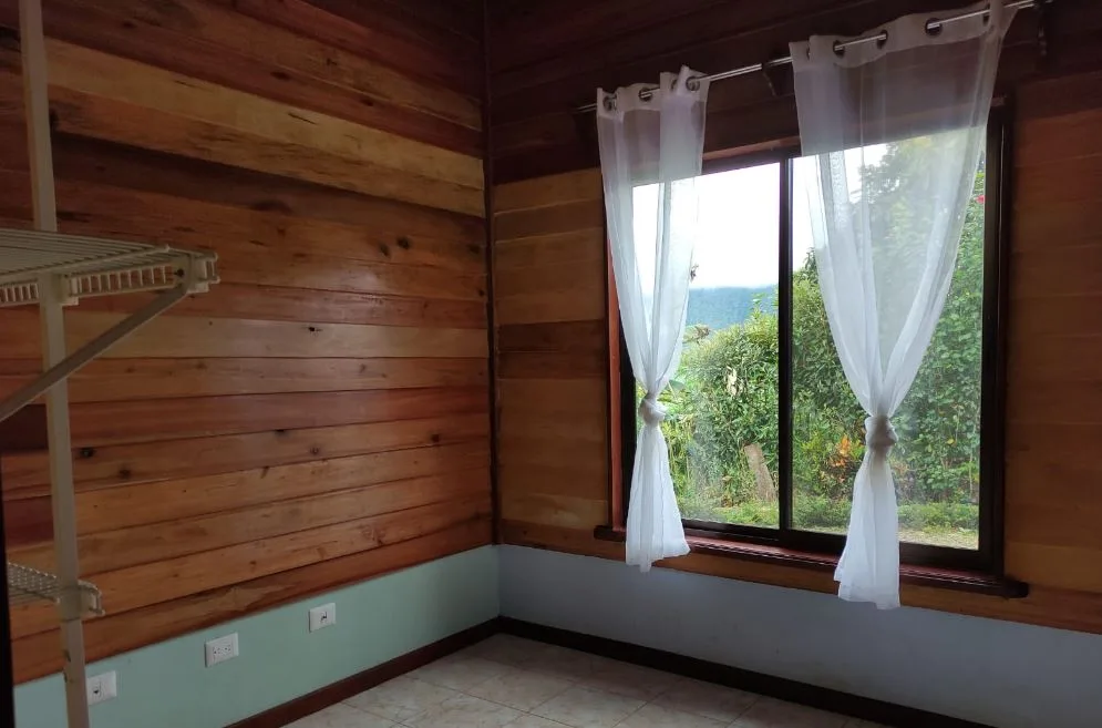 For Sale: 5-Bedroom Country Home in La Ese de Páramo, Southern Costa Rica, with a Large Lot and Refreshing Mountain Climate, photo 10