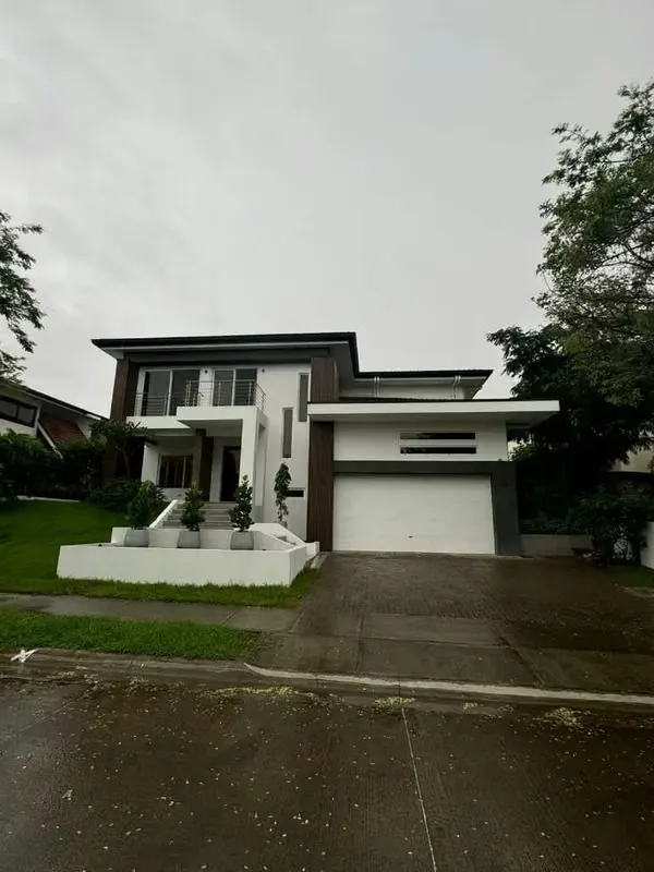 House for sale in La Guácima, Alajuela. In Hacienda Espinal
