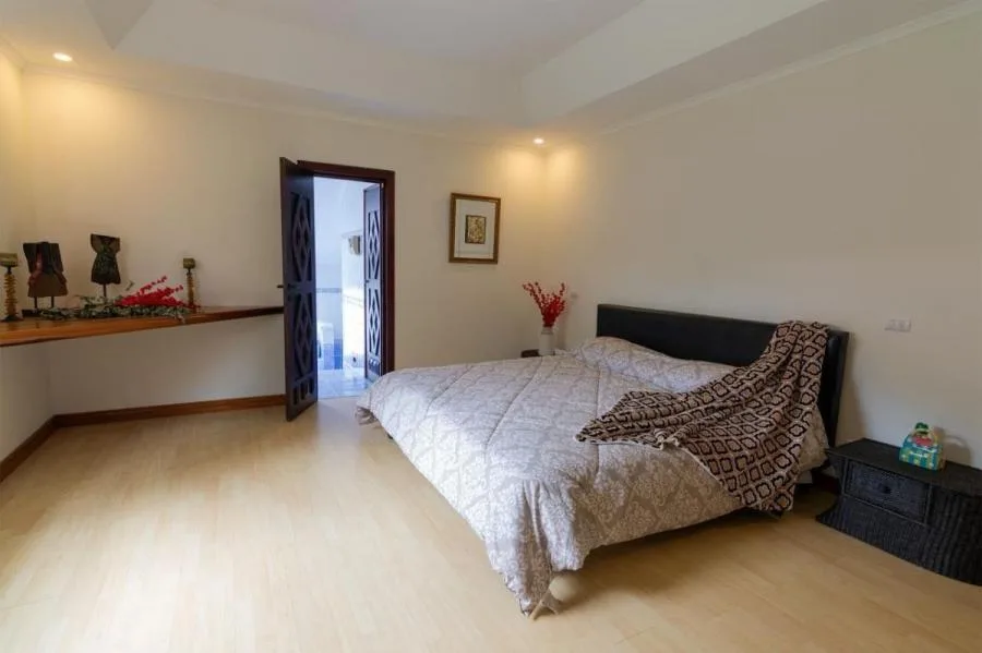 Venta de Excelente Casa en San Rafael de Escazú / OFC Mls. 25-1011 - Venta en Escazú, photo 11