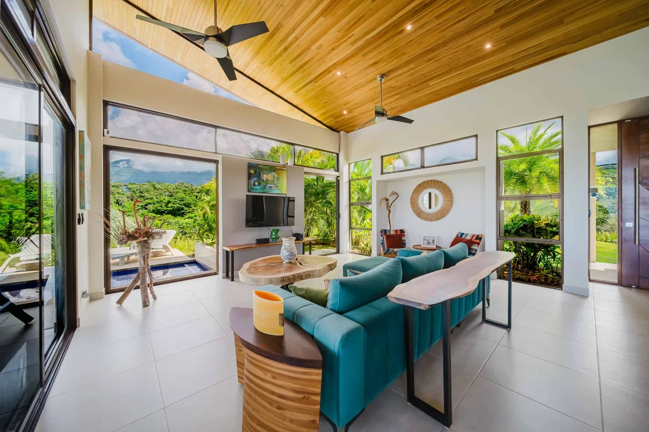 3 BEDROOM LUXURY MODERN HOME AND 2 BEDROOM GUEST HOUSE IN OJOCHAL – 2.96 ACRES, photo 17