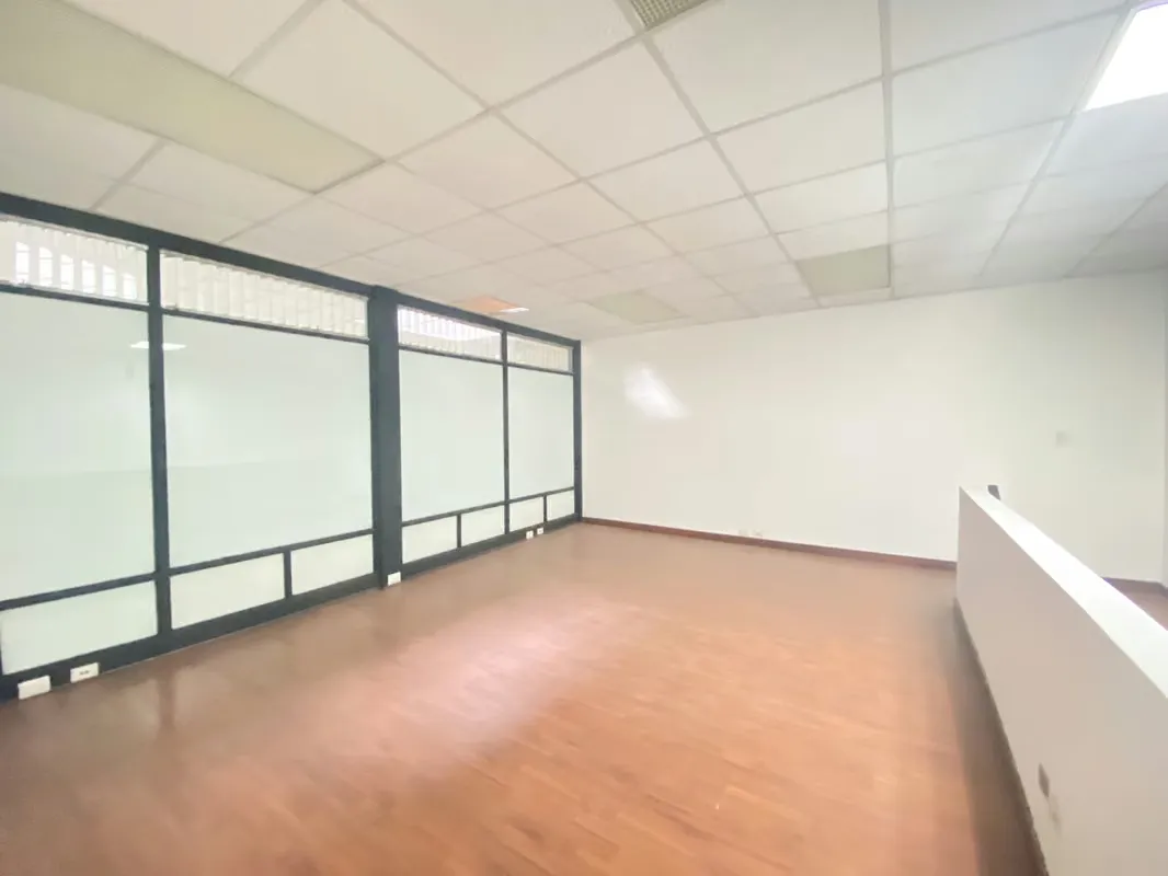 First floor: Large living room without divisions, a bathroom, ...