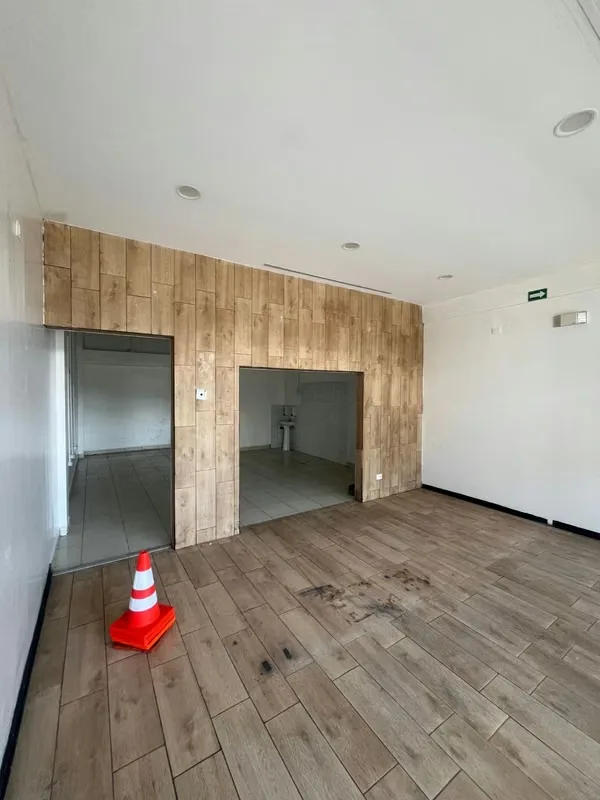 LOCAL EN ALQUILER HEREDIA, LAGUNILLA 49m2