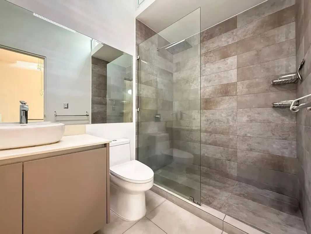Vendo hermosa casa en el exitoso y apetecido condominio 3-10 en Guachipelín Norte cerca del colegio Mount View con LINEA BLANCA, estilo moderno, excelente proyecto inmobiliario con el ..., photo 10